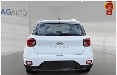 2025 Hyundai Venue Preferred — photo 7
