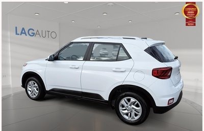 2025 Hyundai Venue Preferred — photo 5