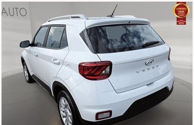 2025 Hyundai Venue Preferred — photo 6