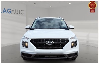 2025 Hyundai Venue Preferred — photo 2