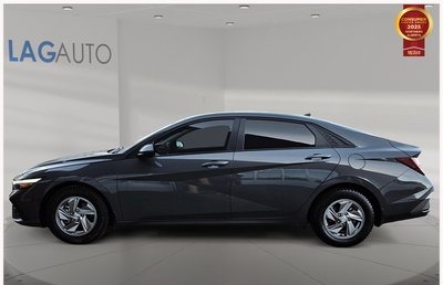 2025 Hyundai Elantra Essential — photo 4