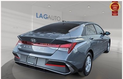2025 Hyundai Elantra Essential — photo 8