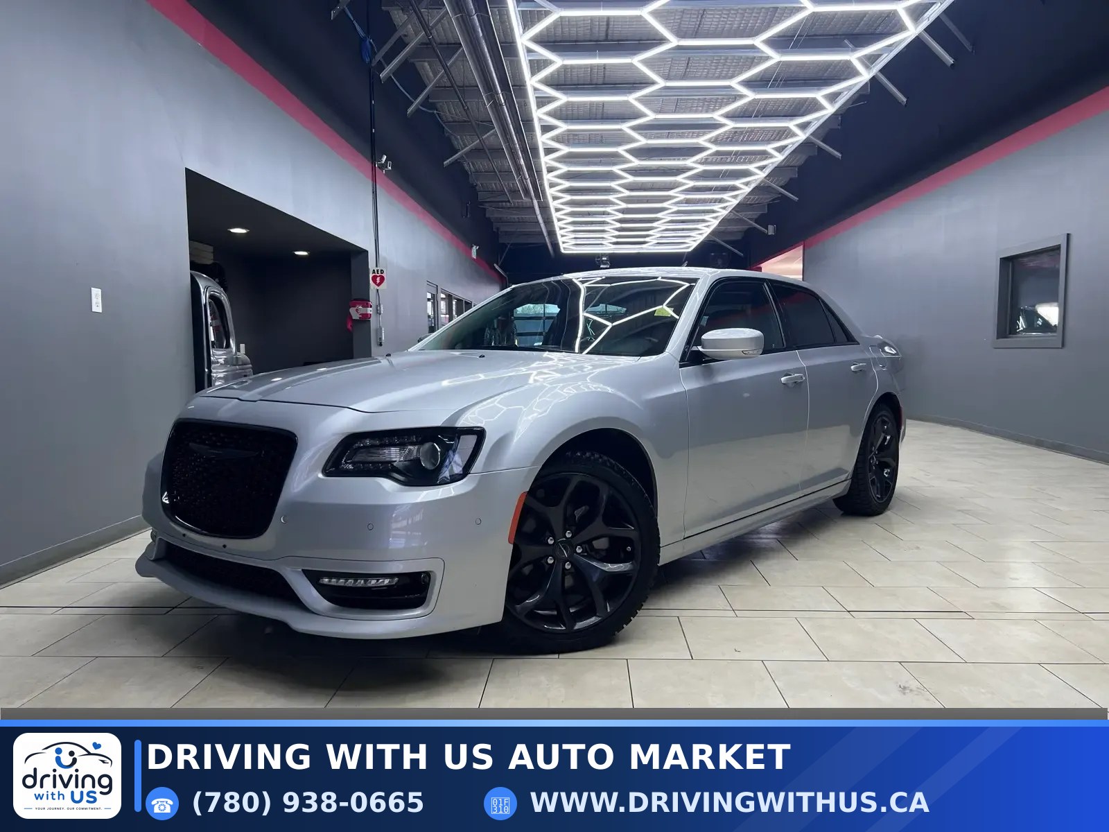 2022 Chrysler 300 300 Touring L RWD — photo 1