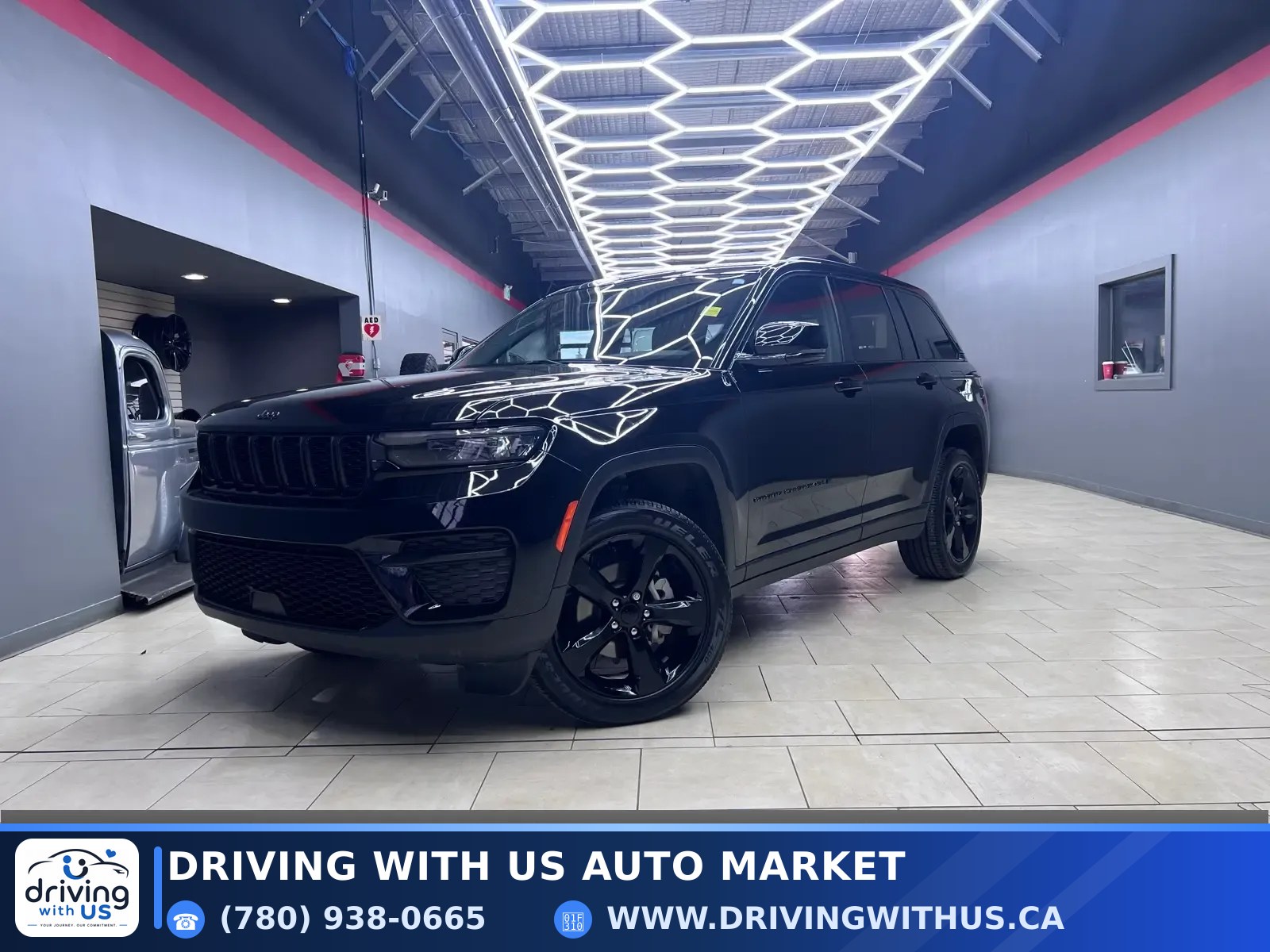 2024 Jeep Grand Cherokee Altitude 4x4 — photo 1