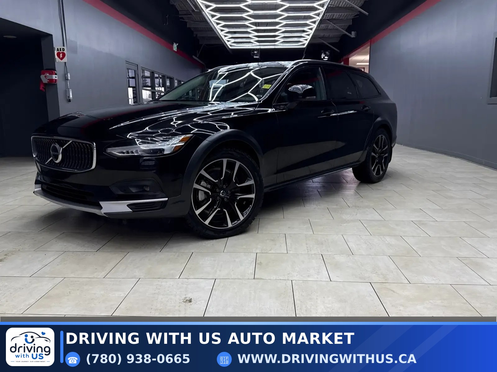 2024 Volvo V90 Cross Country B6 AWD Plus — photo 1