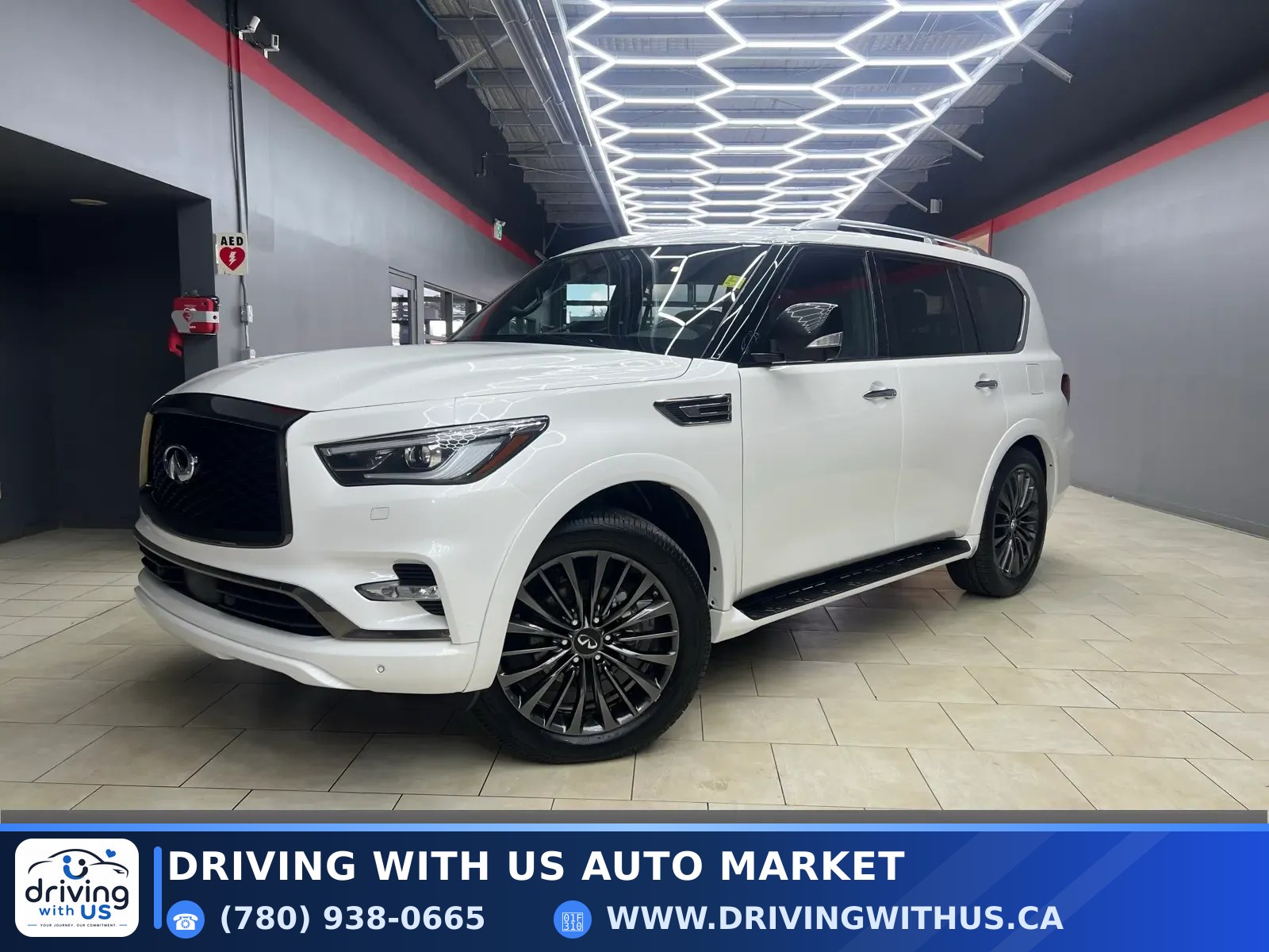 2024 INFINITI QX80 LUXE 8-Passenger — photo 1