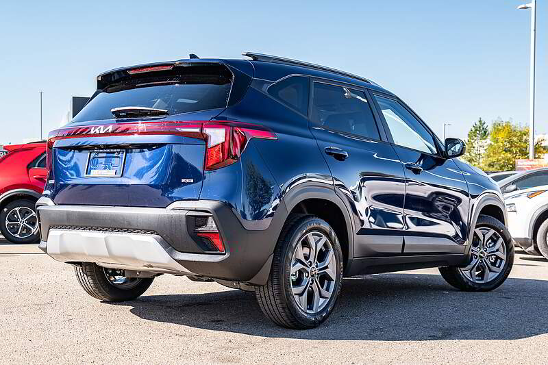 2026 Kia Seltos LX — photo 2