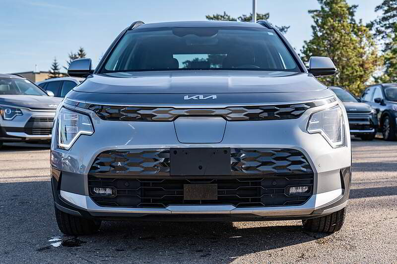 2024 Kia Niro EV WAVE — photo 2