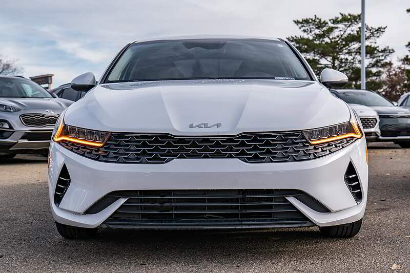 2022 Kia K5 LX — photo 2