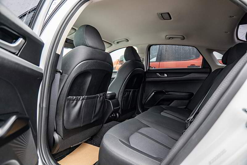 2022 Kia K5 LX — photo 5