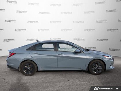2023 Hyundai Elantra Preferred — photo 2