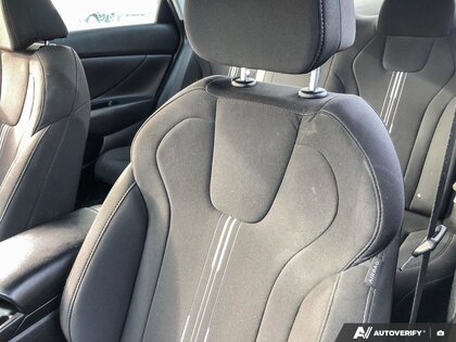 2023 Hyundai Elantra Preferred — photo 6