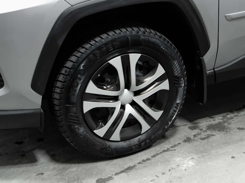 2020 Toyota RAV4 Limited Hybrid — photo 4