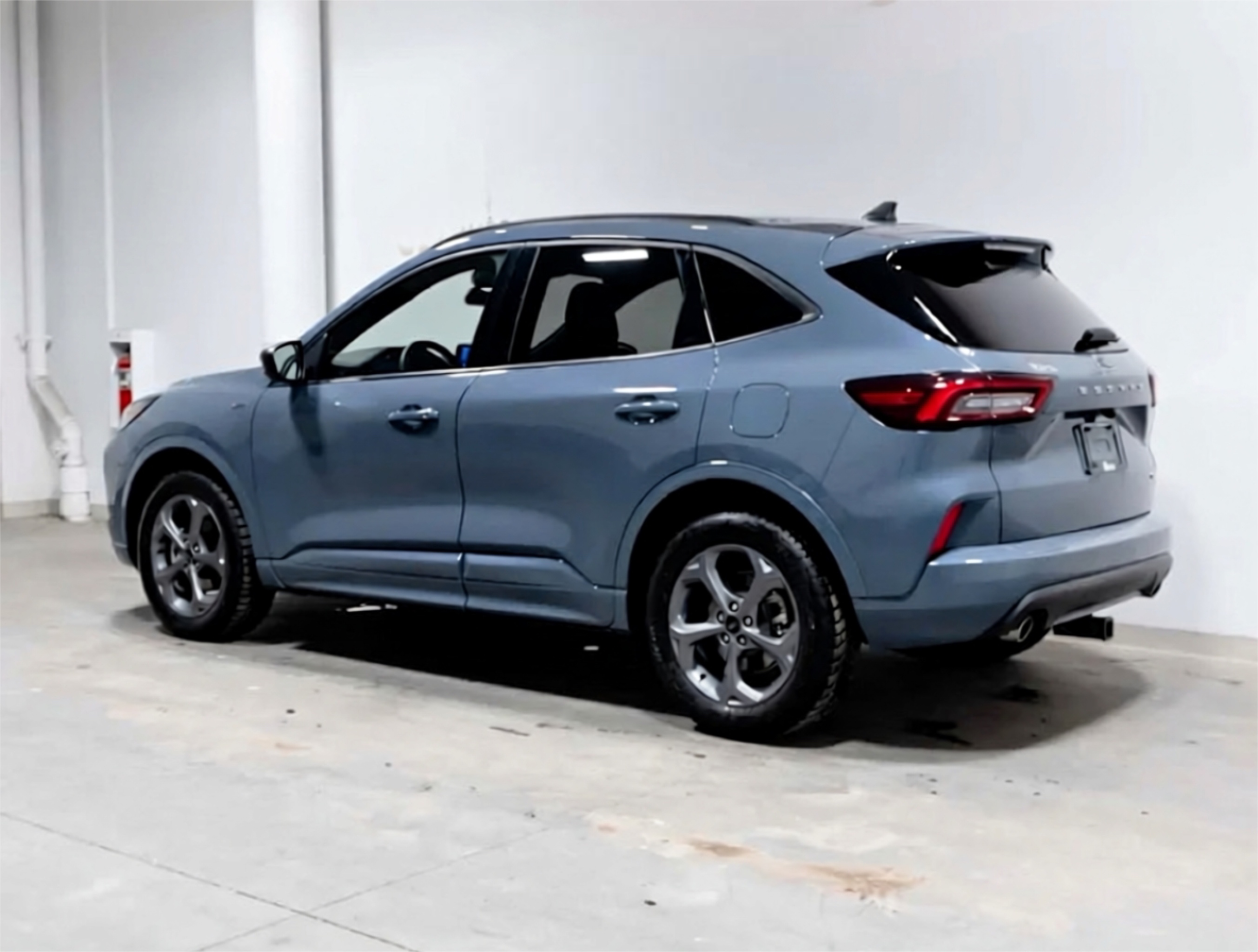 2023 Ford Escape ST Line — photo 3