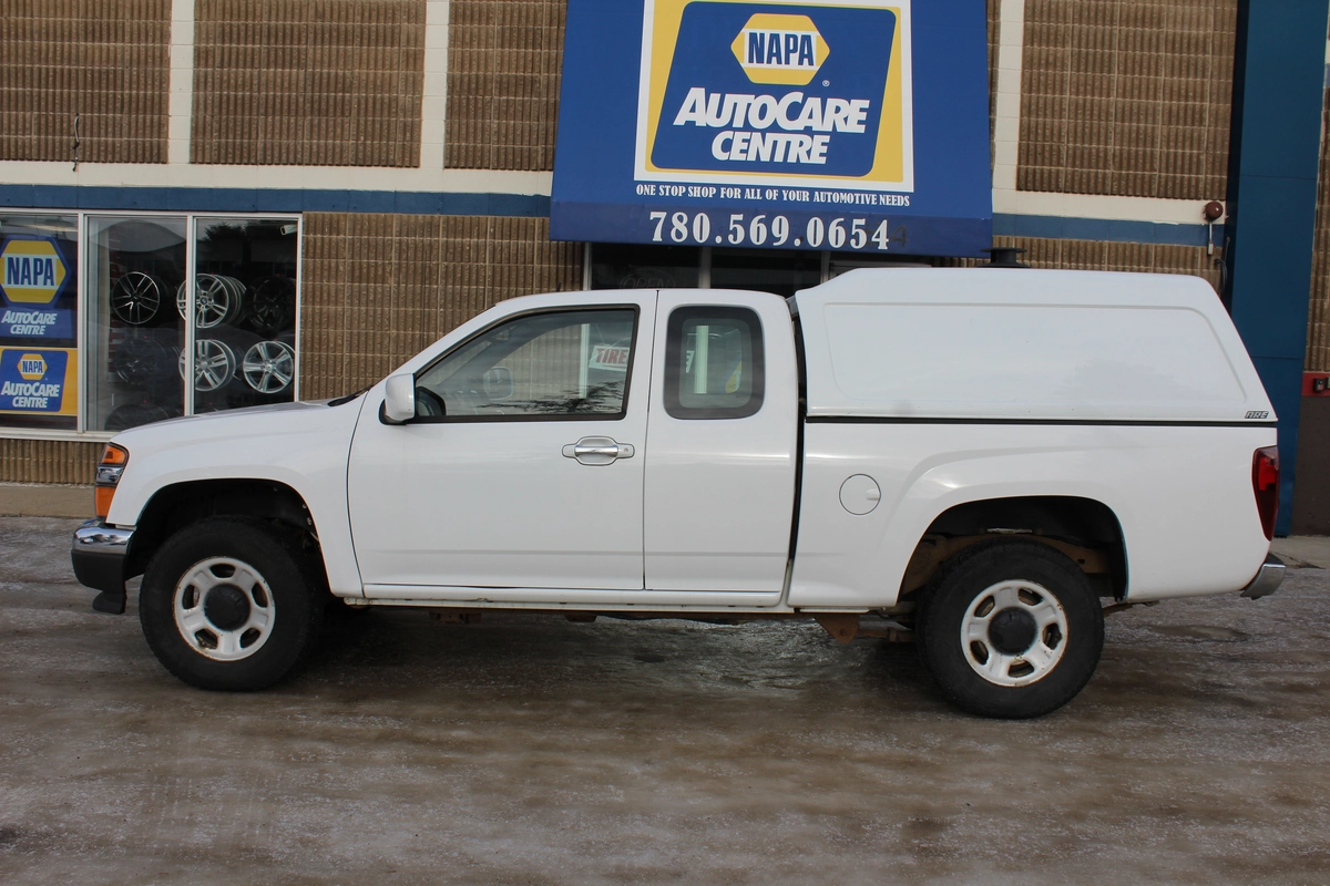 2011 GMC Canyon SLE — photo 2
