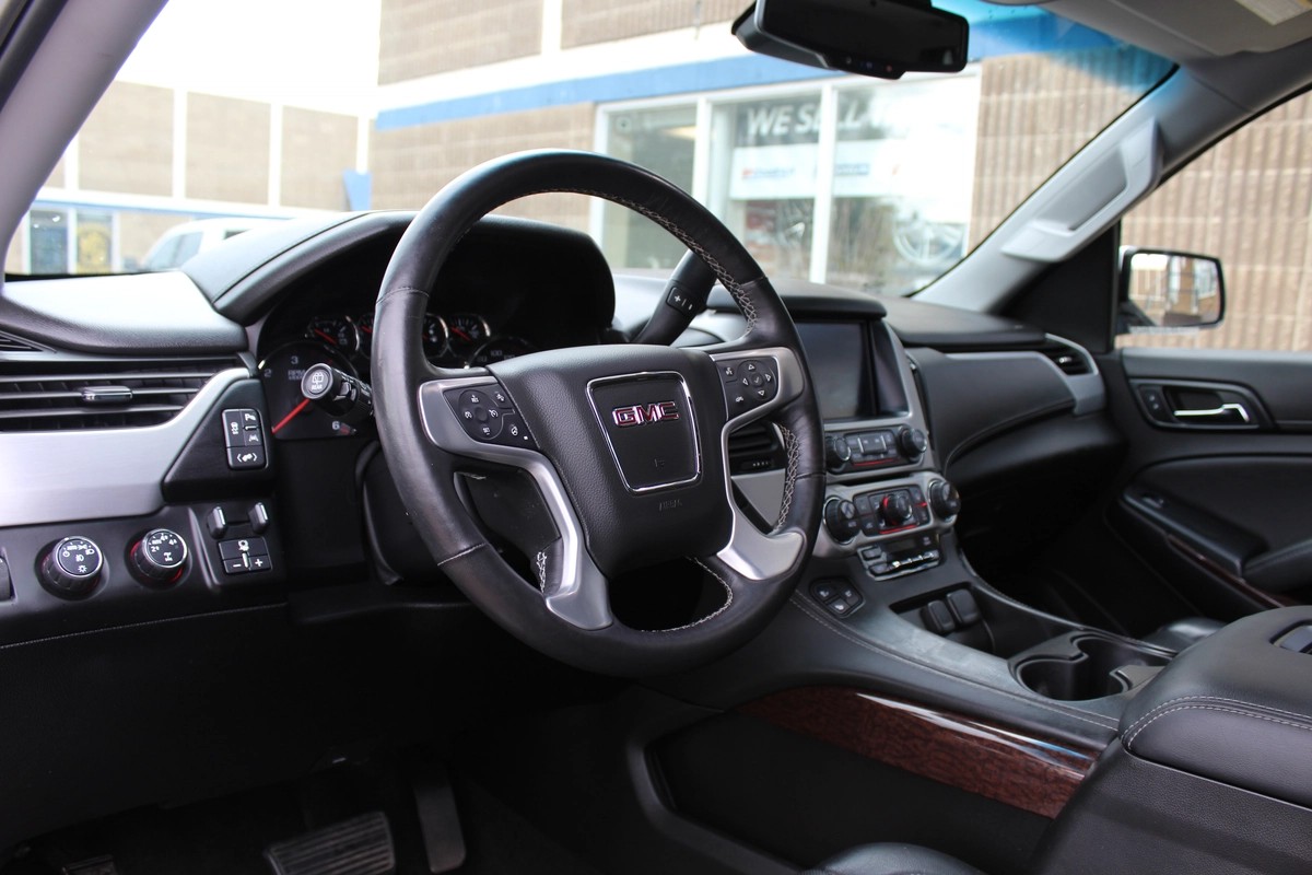 2016 GMC Yukon SLT — photo 7