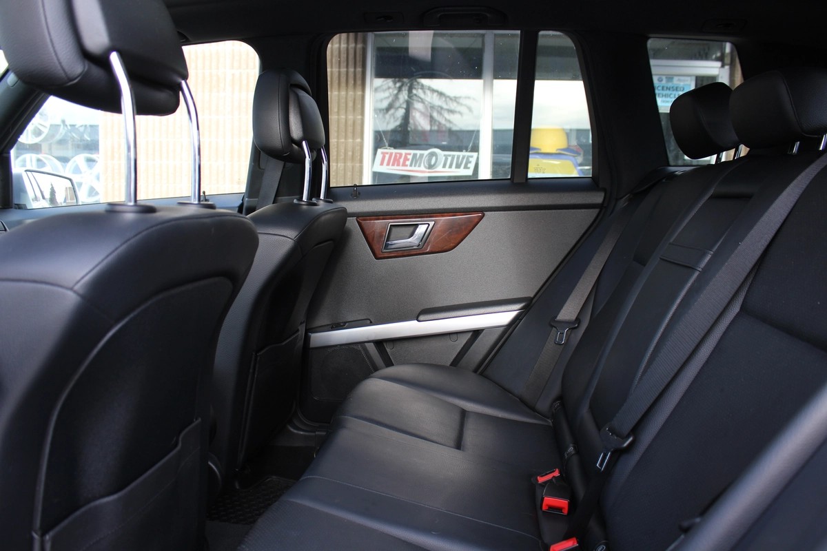2011 MERCEDES-BENZ GLK-Class GLK350 4-MATIC — photo 8