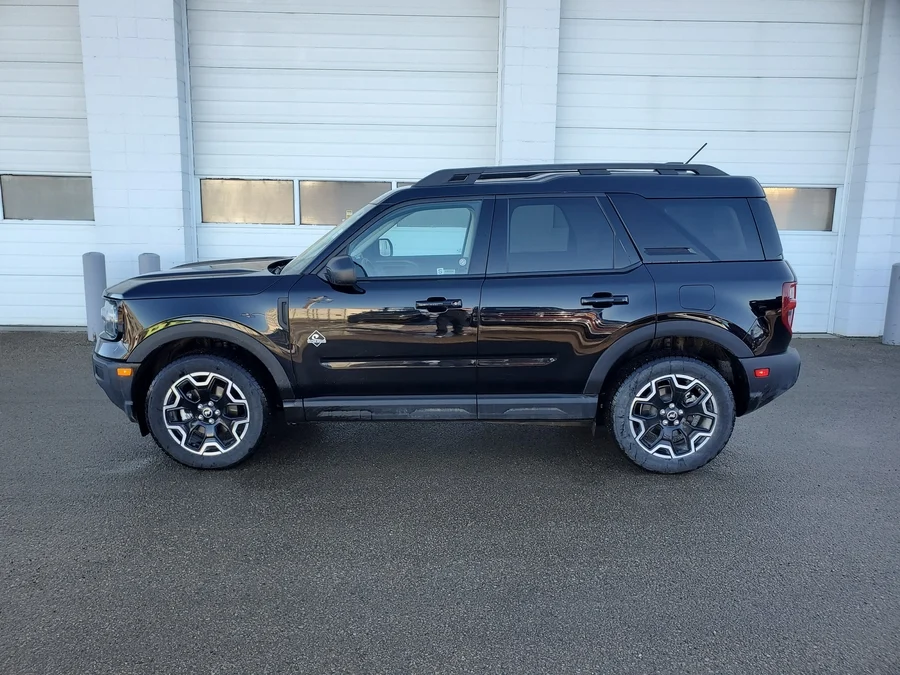 2025 FORD Bronco Sport OUTER BANKS — photo 4