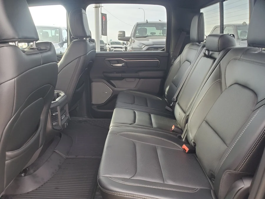 2025 RAM 1500 Sport — photo 5
