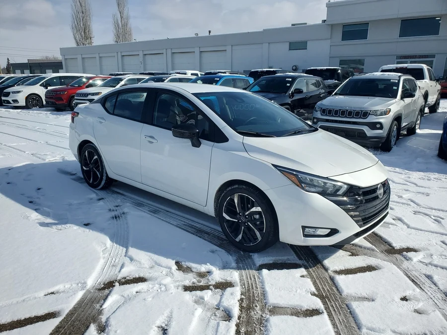 2024 NISSAN Versa