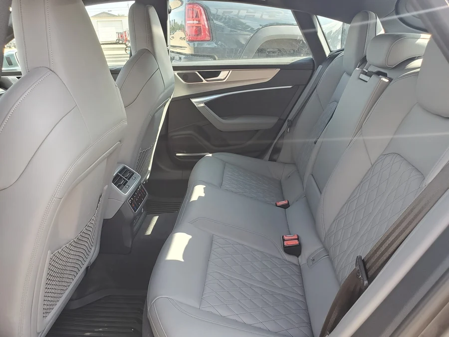 2022 Audi S7 quattro Premium Plus — photo 5