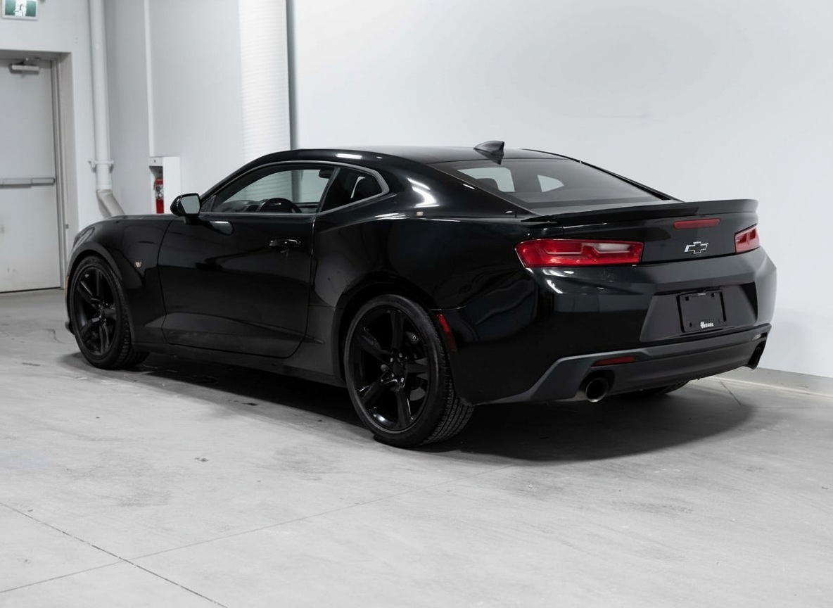 2018 Chevrolet Camaro 1LT — photo 3