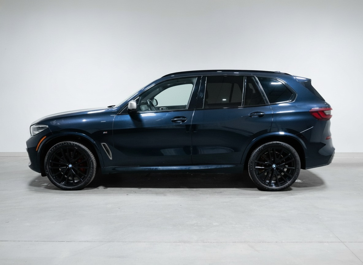 2022 BMW X5 M50i — photo 2