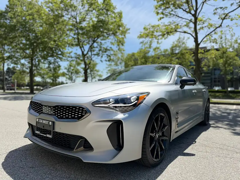 2023 KIA Stinger Tribute Edition — photo 2