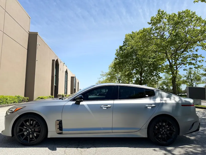 2023 KIA Stinger Tribute Edition — photo 3
