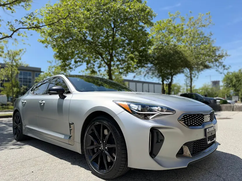 2023 KIA Stinger
