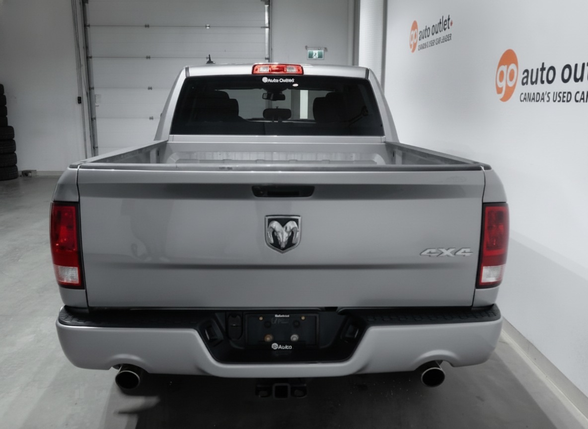 2024 Ram 1500 Classic Tradesman — photo 7