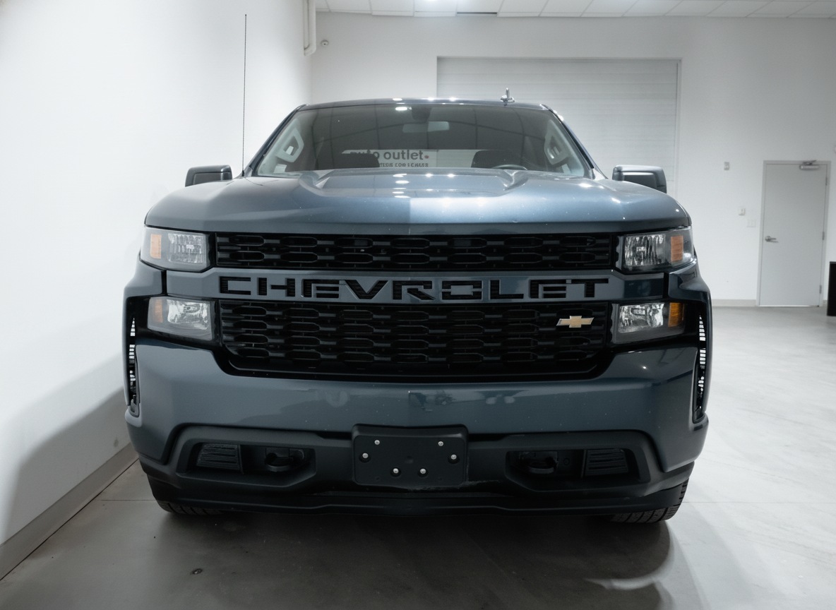 2021 Chevrolet Silverado 1500 Custom — photo 3