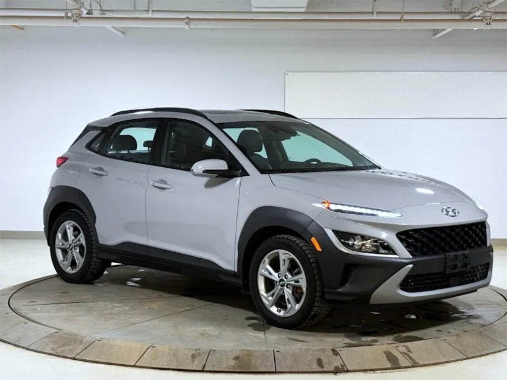 2023 HYUNDAI Kona SEL — photo 3