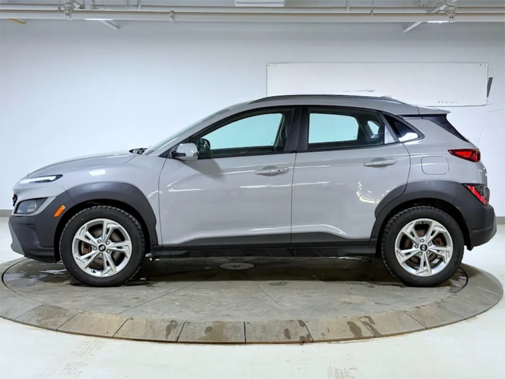 2023 HYUNDAI Kona SEL — photo 1