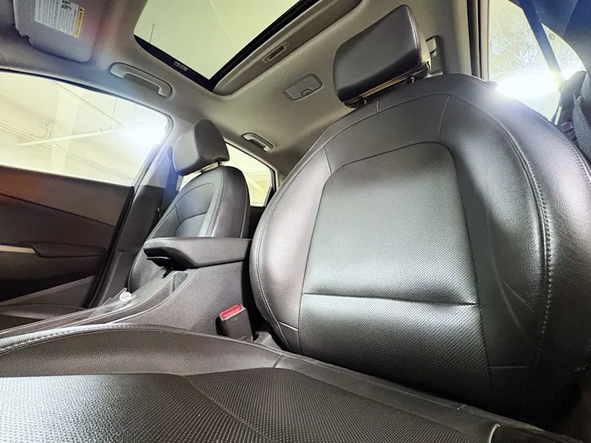 2023 HYUNDAI Kona SEL — photo 6