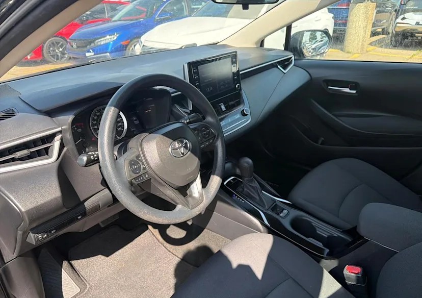 2021 Toyota Corolla LE — photo 6