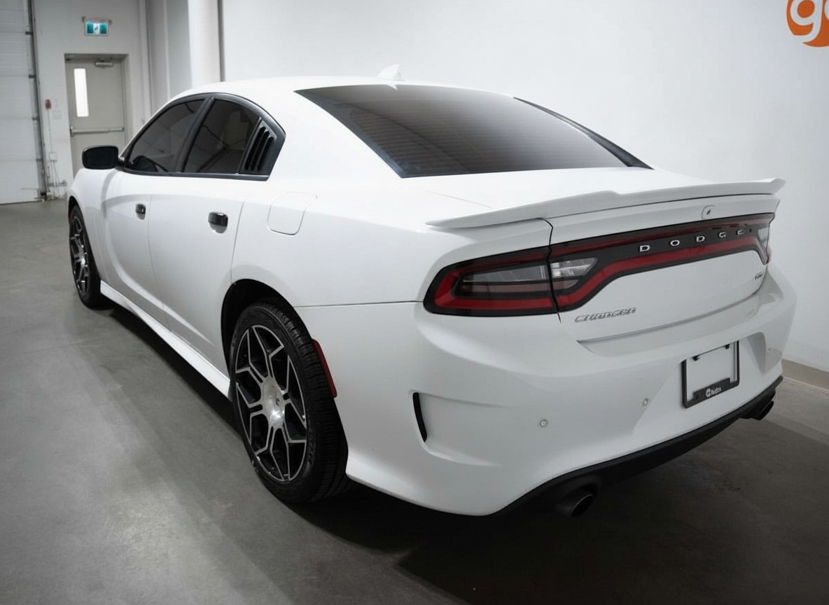 2021 Dodge Charger GT — photo 8