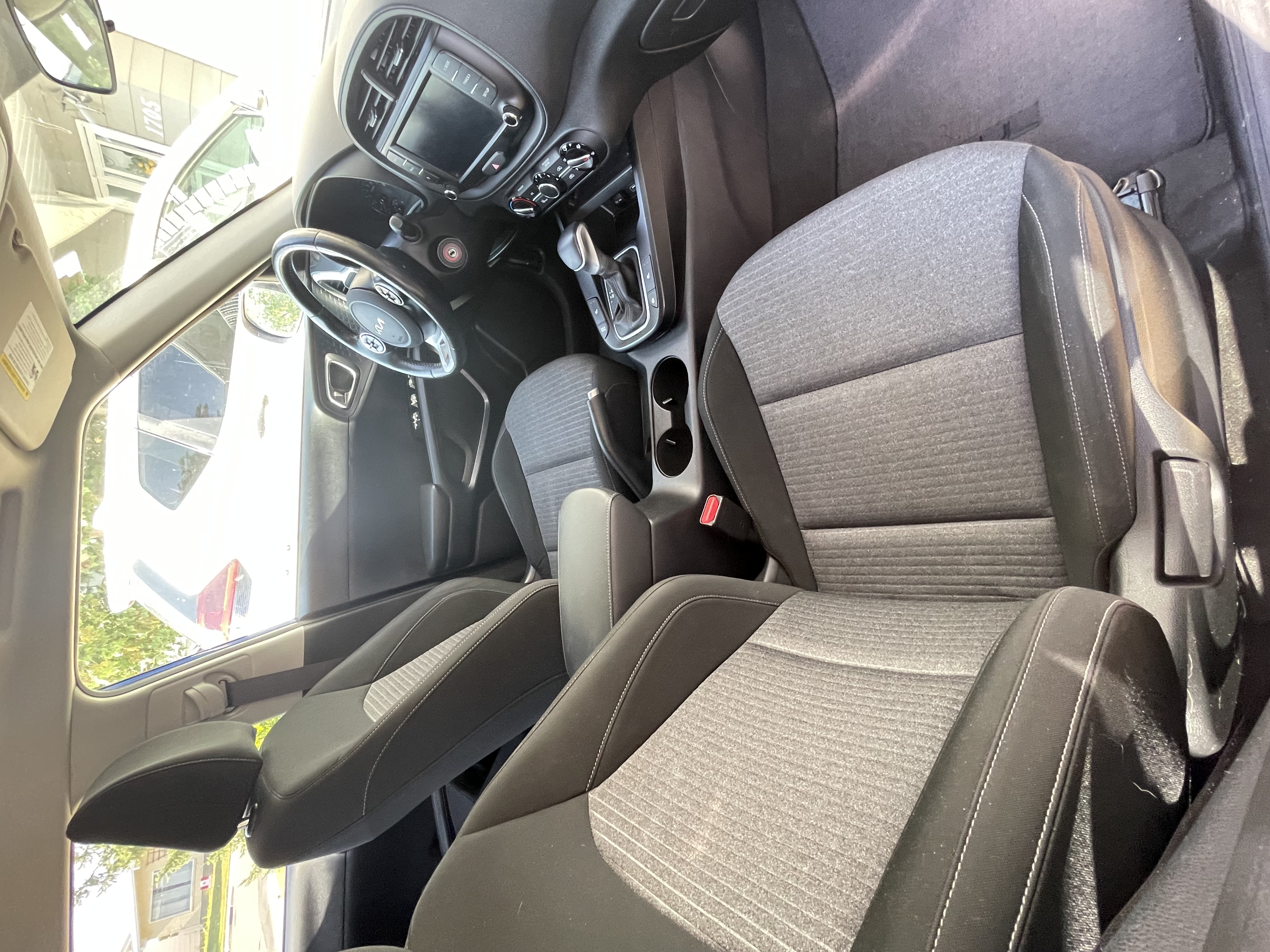 2022 Kia Soul EX — photo 5
